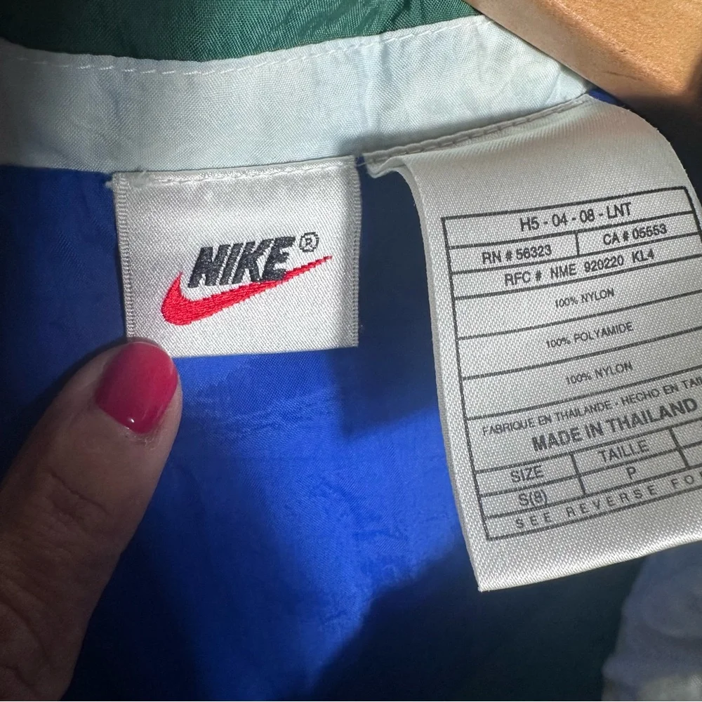 90s Vintage Nike Kids Blue and Green Colorblock windbreaker jacket